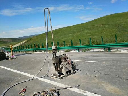 于洪公路地基基础注浆加固